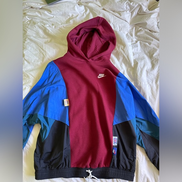 Nike windbreaker hoodie, never worn. - Picture 1 of 5